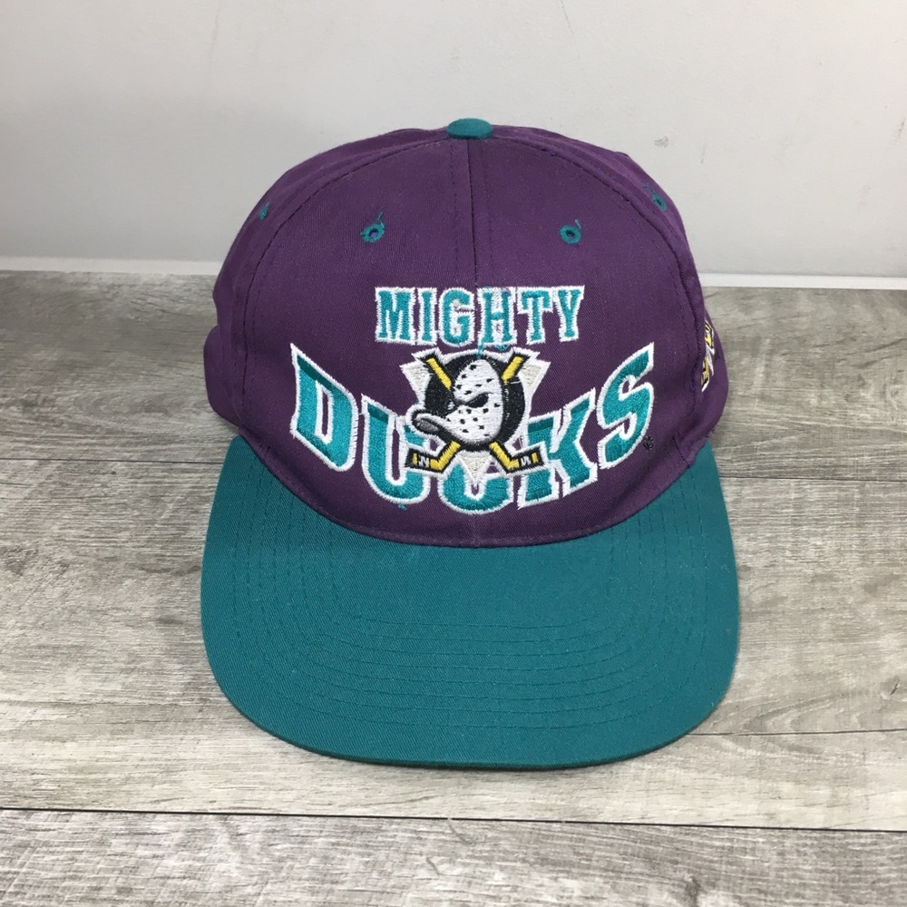Vintage 1990s Anaheim Mighty Ducks NHL Adjustable Snapback by G Cap Hat Purple